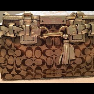 Coach Hampton Signature Sachel (Gold)